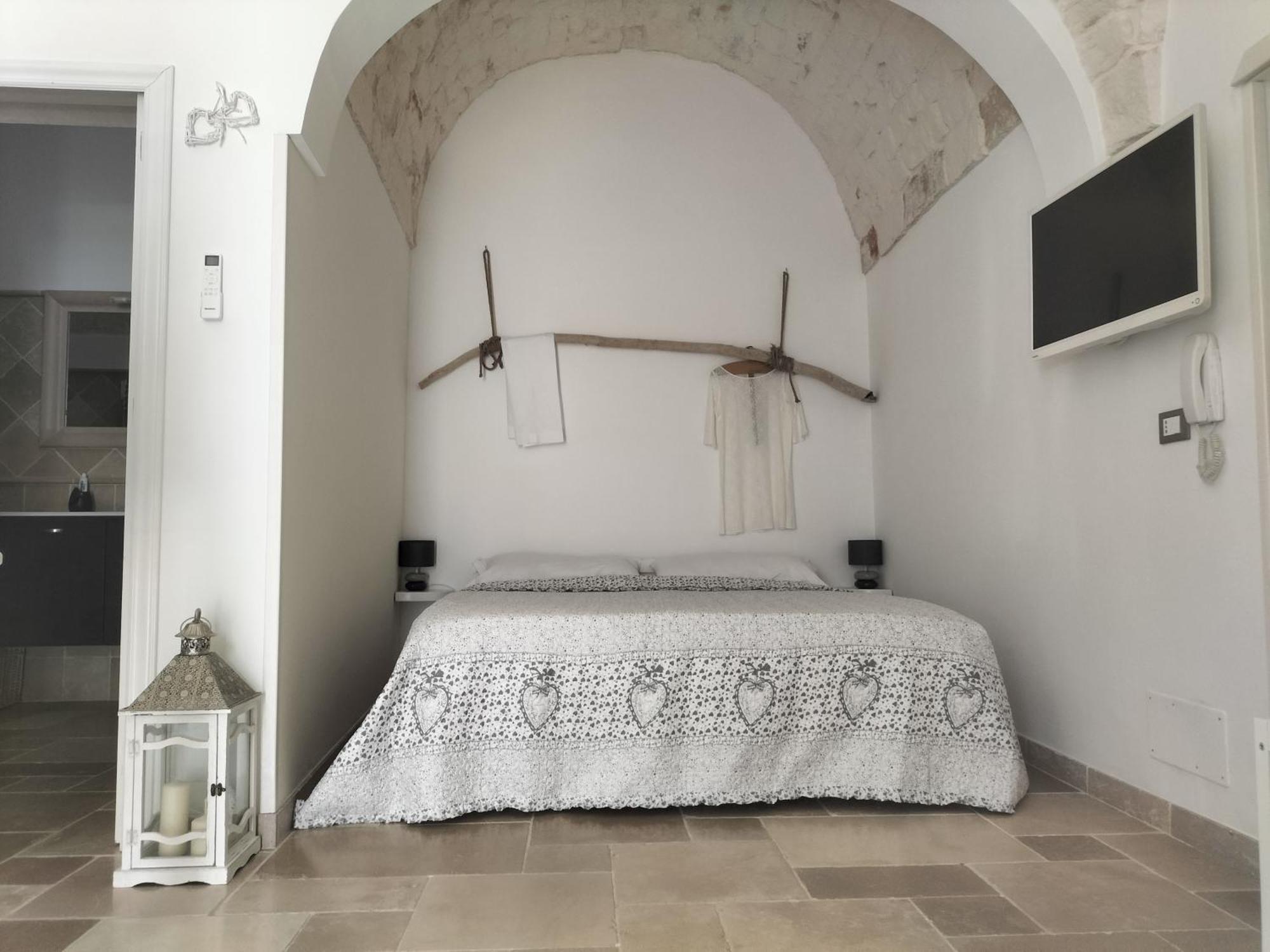 Le Tre Alcove Hotel Челие Месапика Екстериор снимка