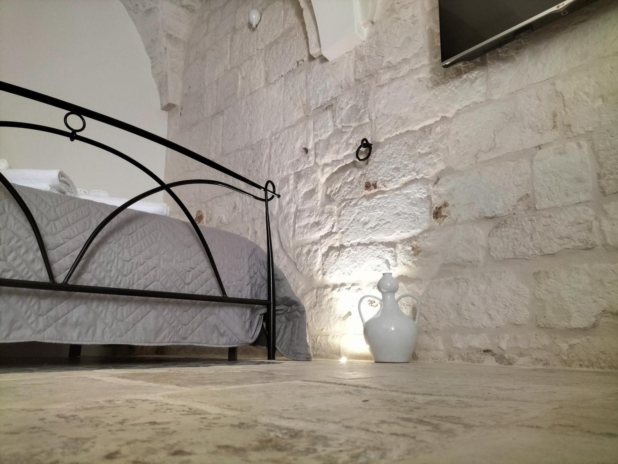 Le Tre Alcove Hotel Челие Месапика Екстериор снимка